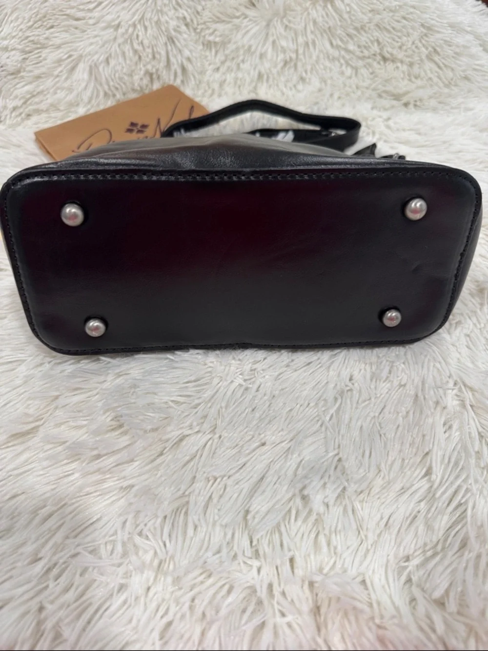 Patricia Nash Ithaca Small Leather Crossbody Bag